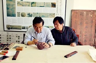 談躍偉紫砂壺簡(jiǎn)介
